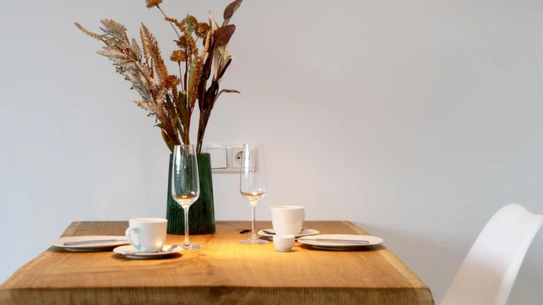 Tisch Seeblick25 Ferienwohnung